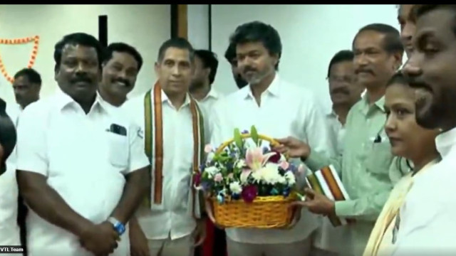విజయ్‌ పార్టీతో కాంగ్రెస్ పొత్తు.. తీవ్రంగా స్పందించిన డీఎంకే
