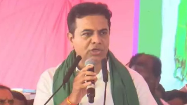 రైతు సంగ్రామ సదస్సులో కాంగ్రెస్ ప్రభుత్వంపై నిప్పులు చెరిగిన కేటీఆర్