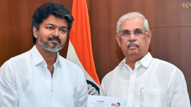 విజయ్‌కు షాకిచ్చిన గవర్నర్.. ప్రభుత్వ ఏర్పాటుకు బ్రేక్