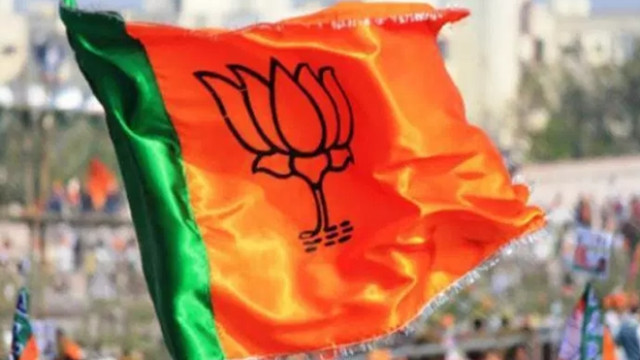 రాష్ట్ర రాజకీయ పరిణామాలపై స్పందించిన తమిళనాడు బీజేపీ చీఫ్