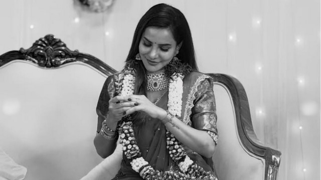 వివాదాల మధ్య అషు రెడ్డి ఎంగేజ్‌మెంట్ ప్రకటన... కాబోయే భర్త ఎవరు?