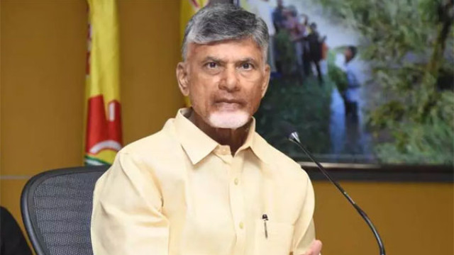 ఎల్లుండి ఢిల్లీకి సీఎం చంద్రబాబు.. జలవివాదాలపై కేంద్ర మంత్రితో కీలక భేటీ