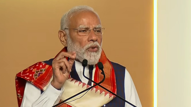 ఏడాది పాటు ప్రజలు బంగారం కొనొద్దు: ప్రధాని మోదీ