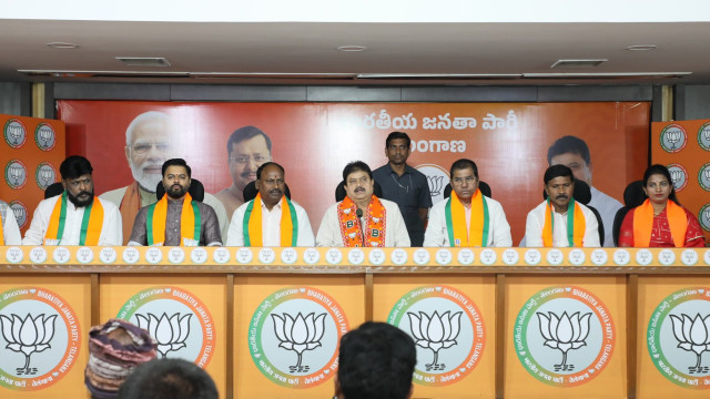 బండి సంజయ్ కుమారుడిపై కేసు.. స్పందించిన తెలంగాణ బీజేపీ చీఫ్
