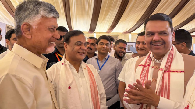 అసోం సీఎం ప్రమాణ స్వీకారానికి హాజరైన చంద్రబాబు, లోకేష్... ఫొటో రౌండప్!