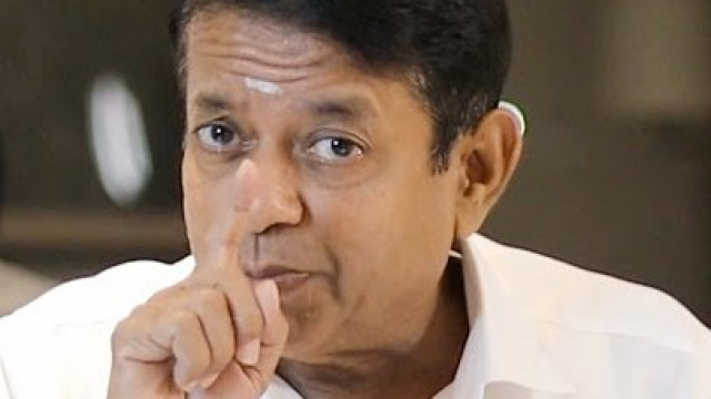 ఓఎస్‌డీ... తన జ్యోతిష్యుడికి కీలక పదవి కట్టబెట్టిన విజయ్