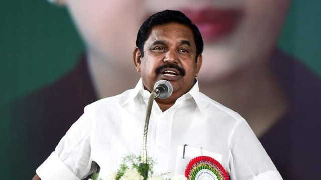 మా ఎమ్మెల్యేలకు విజయ్ డబ్బులు ఆఫర్ చేశారు: పళనిస్వామి