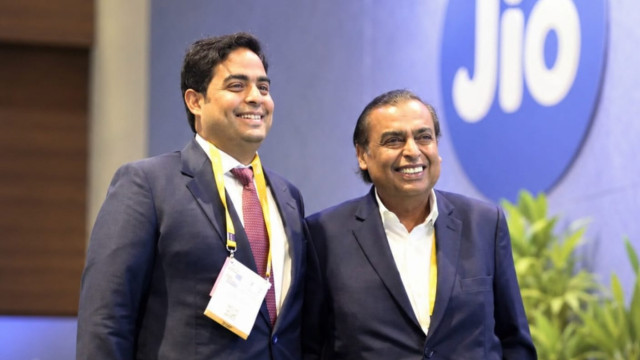 రిలయన్స్ గ్రూపులో ఆకాశ్ అంబానీకి కీలక పదవి