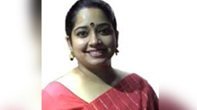 పశ్చిమ బెంగాల్ ప్రభుత్వంలో కీలక పరిణామం.. మాజీ మంత్రి కుమార్తె ఉద్యోగం ఊస్ట్