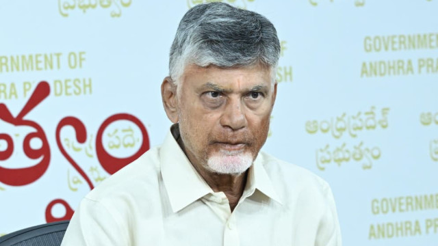 ఆక్వా, పొగాకు రైతుల కోసం... కేంద్రానికి చంద్రబాబు లేఖలు