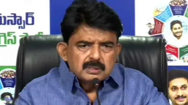 పునాదుల దశలోనే అద్దాలకు రూ. 2,500 కోట్లు కేటాయించారు: పేర్ని నాని