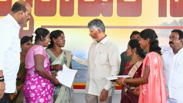 మత్స్య ఉత్పత్తులకు మార్కెటింగ్ మేనేజర్‌లా వ్యవహరిస్తా: సీఎం చంద్రబాబు