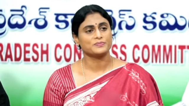స్విచ్‌లు నొక్కడం తప్ప జగన్ చేసిందేమీ లేదు: షర్మిల