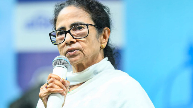 ఢిల్లీలో బీజేపీ పతనం ఖాయం: మమతా బెనర్జీ జోస్యం