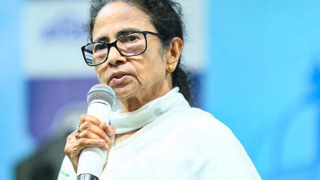 కేంద్రంలో బీజేపీ పతనం ఖాయం: మమతా బెనర్జీ జోస్యం