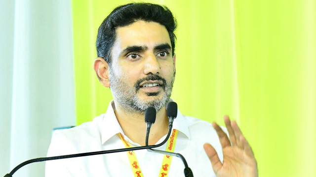 మా నాన్న ఉత్తరం రాశారు, మా తాత కల కన్నారు అంటే నమ్మేవాళ్ళు ఎవరూ లేరు బ్రదర్: నారా లోకేష్