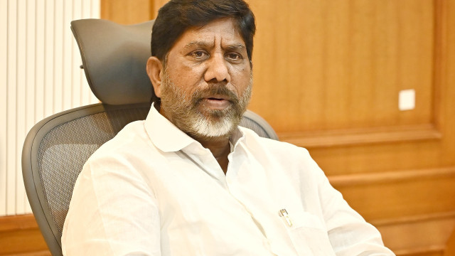 మహిళా సంఘాలకు రుణాలపై భట్టివిక్రమార్క శుభవార్త
