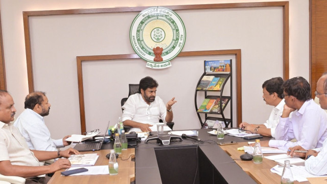 పర్యాటకుల భద్రతే లక్ష్యం.. 'టూరిస్ట్ పోలీస్' వ్యవస్థపై పవన్ కల్యాణ్ కీలక ప్రకటన