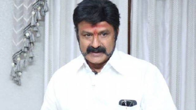 పరిశ్రమను కాపాడుకోవాల్సిన పరిస్థితి వచ్చింది: బాలకృష్ణ
