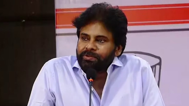 ప్రొఫెసర్ నాగేశ్వర్ వ్యాఖ్యలపై తొలిసారిగా స్పందించిన పవన్ కల్యాణ్