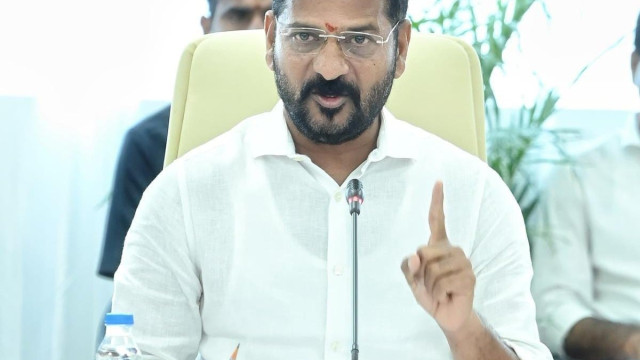 మహారాష్ట్ర సీఎంకు ముఖ్యమంత్రి రేవంత్ రెడ్డి లేఖ
