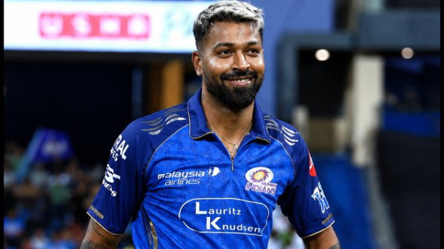 కాసేపు అదృశ్యమైన హార్దిక్ పాండ్యా ఇన్‌‍స్టా ఖాతా
