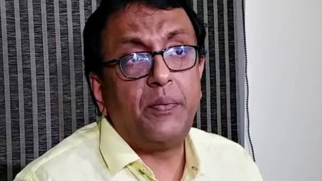 మమతా బెనర్జీకి మరో భారీ షాక్.. అధికార ప్రతినిధి శంతను సేన్ రాజీనామా