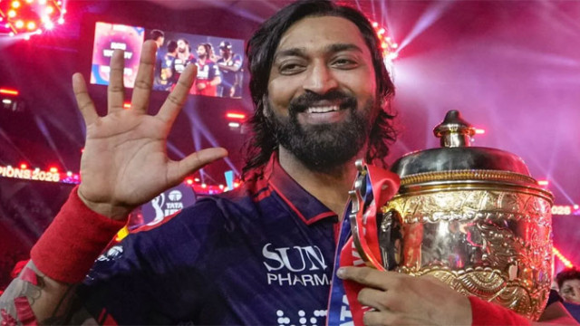 ఐపీఎల్ లో కృనాల్ పాండ్యా అరుదైన ఘనత.. ఐదు టైటిళ్లతో దిగ్గజాల సరసన!