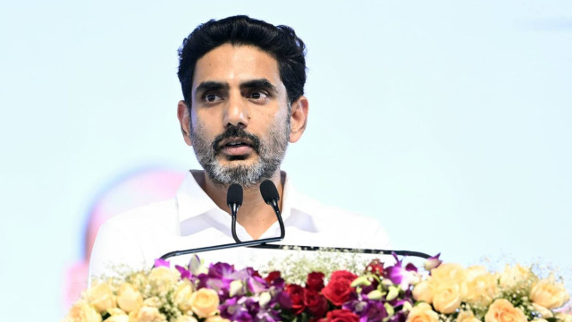 విశాఖ-కాకినాడ తీరంలో భారీ కెమికల్ ప్లాంట్.. రష్యా దిగ్గజానికి లోకేష్ ఆహ్వానం