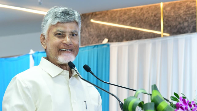 కోటి మందితో యోగాంధ్ర-2026: సీఎం చంద్రబాబు ప్రకటన