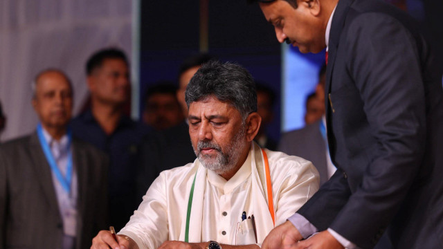 కర్ణాటక నూతన సీఎం డీకే శివకుమార్ కు ప్రధాని మోదీ శుభాకాంక్షలు