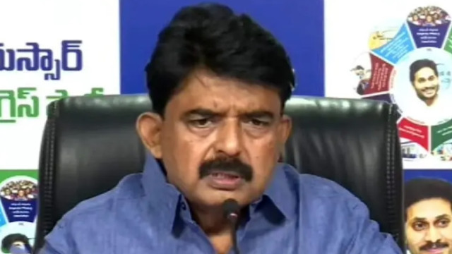 దమ్ముంటే నన్ను అరెస్ట్ చేయండి: పేర్ని నాని సవాల్
