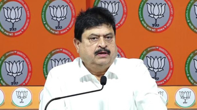 పవన్‌ సభకు అనుమతి ఎందుకు ఇవ్వలేదు?: తెలంగాణ బీజేపీ అధ్యక్షుడు రామ్‌చందర్‌ రావు