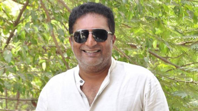 పొత్తుతో వస్తావా.. ఒంటరిగా వస్తావా?: పవన్ కల్యాణ్‌పై ప్రకాశ్ రాజ్ సెటైర్