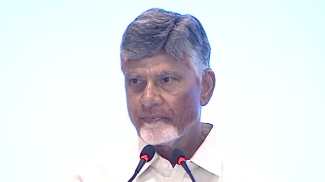 ఆంధ్రా రొయ్య.. ప్రపంచస్థాయికి వెళ్లాలి: విశాఖ ఆక్వా సదస్సులో చంద్రబాబు