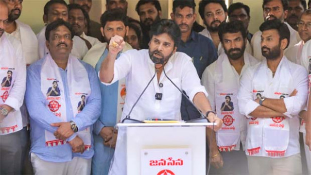 తెలంగాణను అస్థిరపరిచే రాజకీయాలకు నేను వ్యతిరేకం: పవన్ కల్యాణ్