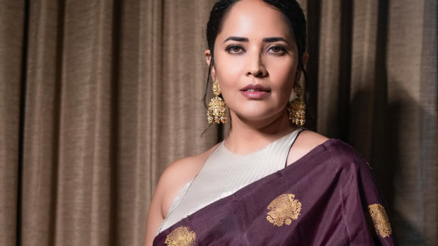 సమాజంలోని ఘటనలకు సినిమాలకు లంకె.. నటి అనసూయ కీలక వ్యాఖ్యలు