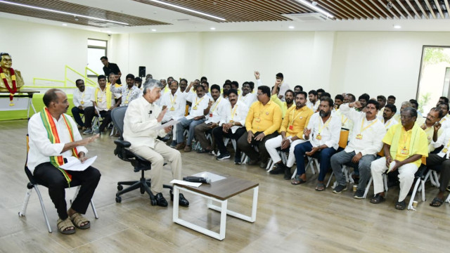 సర్వే చేస్తాం... తేడాగా ఉన్నవాళ్లను వదిలించుకుంటాం: క్యాడర్ కు చంద్రబాబు క్లారిటీ