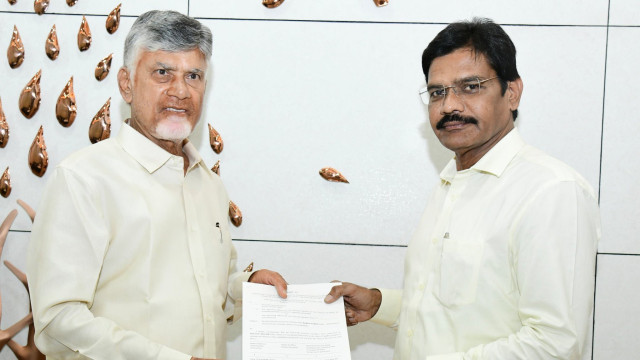 తనకు టీడీపీ రాజ్యసభ టికెట్ ఇవ్వడంపై భాష్యం రామకృష్ణ ఏమన్నారంటే...!
