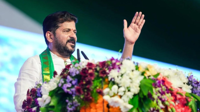 'హైడ్రా'కు హిట్లరే స్ఫూర్తి.. సీఎం రేవంత్ వ్యాఖ్యలతో దుమారం