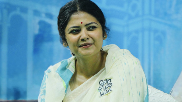 భారీ షాక్.. మమతా ప్రధాని కావాలన్న ఎంపీ.. నేడు రెబల్స్ వర్గంలో చేరిక