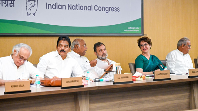 నిరుద్యోగం, పేపర్‌ లీక్‌లపై కాంగ్రెస్‌ పోరుబాట.. నెలాఖరు నుంచి దేశవ్యాప్త ఆందోళనలు
