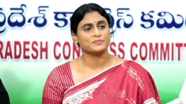 కూటమి ప్రభుత్వం విజయోత్సవాలు జరుపుకోవడం సిగ్గుచేటు: వైఎస్ షర్మిల