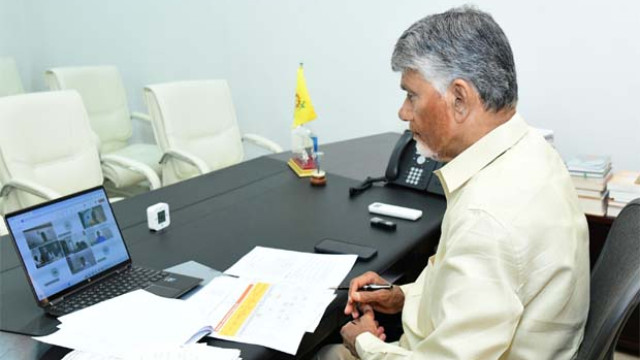 జలధార పనులకు జూన్ డెడ్‌లైన్.. గొలుసుకట్టు చెరువులకు పెద్దపీట: సీఎం చంద్రబాబు