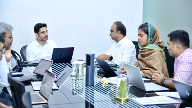 అనాథ పిల్లలకూ 'తల్లికి వందనం': మంత్రి నారా లోకేశ్ కీలక ఆదేశాలు