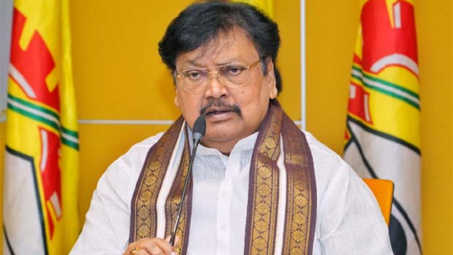 సాయికృష్ణ అదృశ్యంపై జగన్ కుల రాజకీయం: వర్ల రామయ్య