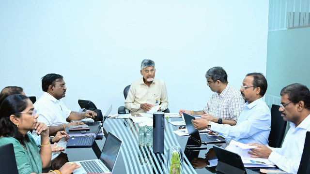 రెండేళ్ల పాలనపై ప్రోగ్రెస్ రిపోర్టులు... సీఎం చంద్రబాబు కీలక నిర్ణయం