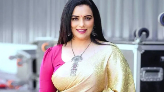 'అమ్మ'లో తీవ్ర సంక్షోభం.. శ్వేతా మేనన్ సహా కార్యవర్గ సభ్యులందరూ రాజీనామా