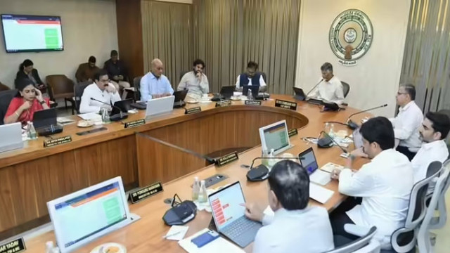 ఏపీ కేబినెట్ కీలక నిర్ణయం.. ప్రభుత్వ ఉద్యోగుల పదవీ విరమణ వయసు పెంపు