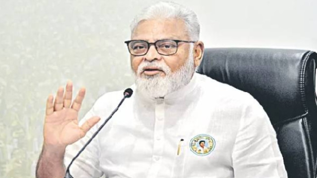 ఎస్పీకి వినతిపత్రం ఇవ్వడానికి కూడా మేము నారా లోకేశ్ అనుమతి తీసుకోవాలా?: అంబటి రాంబాబు
